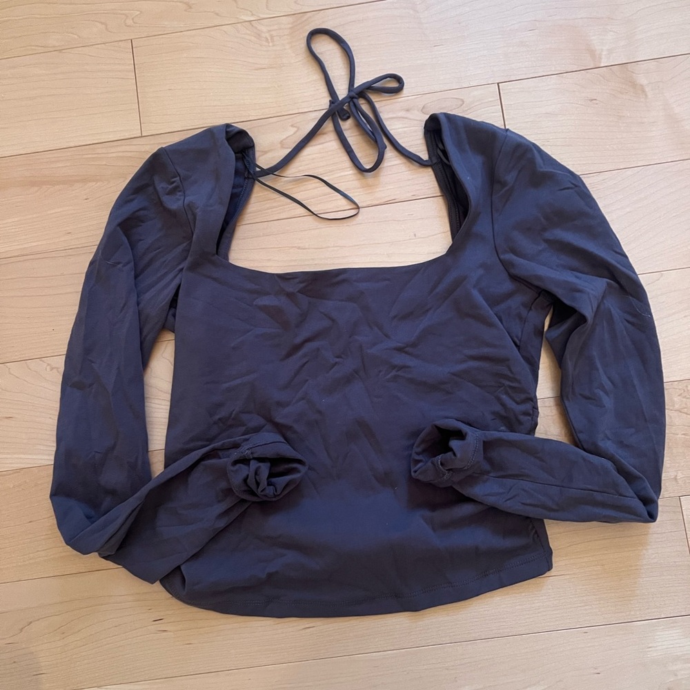 Garage long sleeve tie top